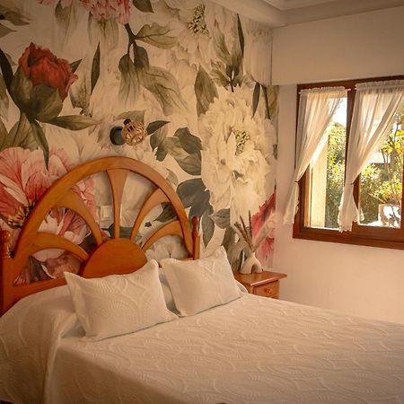 Cosma House Hotel Hinojedo Luaran gambar